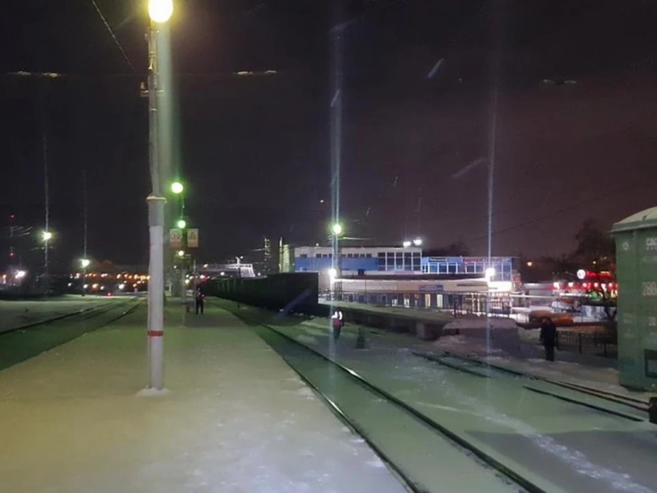 Скорый поезд «Москва-Адлер» ехал без остановки. (Фото из сообщества в ВК "РИЦ "Боровский район")