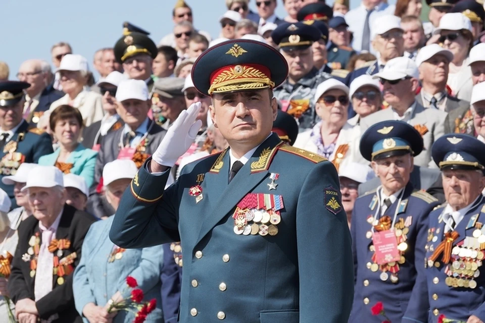 Поздравление губернатора Тульской области Алексея Дюмина с Днем защитника Отечества