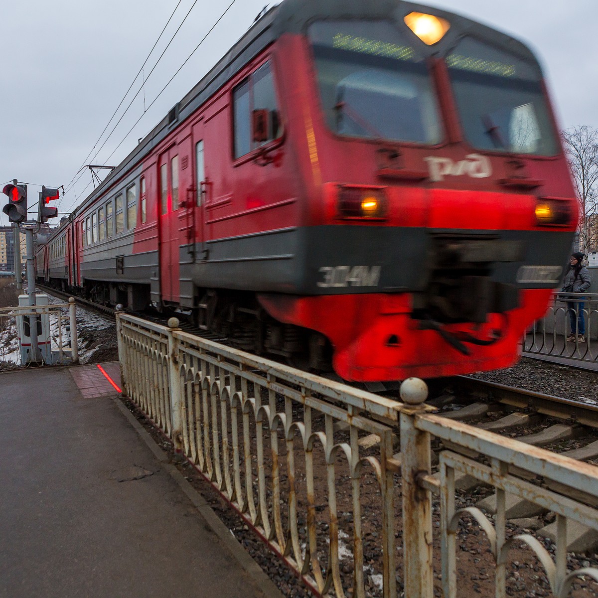 Поезд ласточка краснодар. Протоки новоладожского канала. Новоладожский канал карта. Санкт петербург протока поезд. Гранд экспресс 054ч.