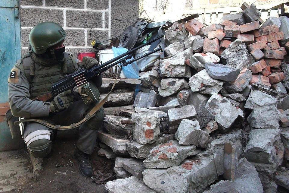 С 24 февраля 2022 года российские Вооруженные силы проводят на Украине военную спецоперацию