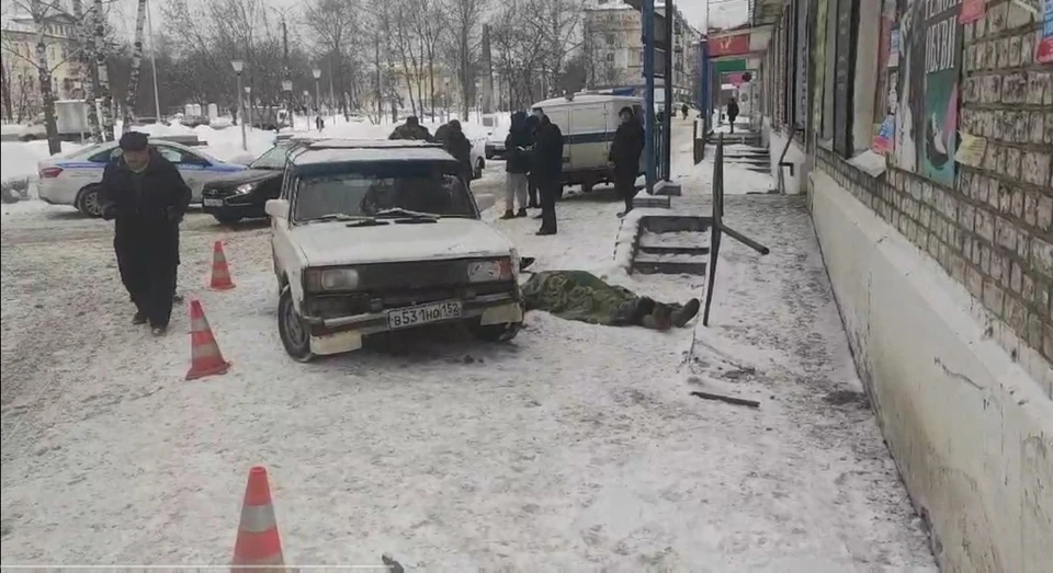 К сожалению, медики не успели его спасти.