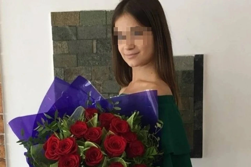 Сама Дарья Сорокина больше не прячет лицо от журналистов, но и отвечать на вопросы отказывается. Фото: соцсети