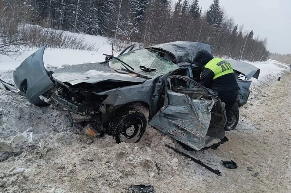Авария произошла днем 3 марта на 223 километре магистрали «Пермь – Екатеринбург». Фото: УГИБДД по Свердловской области