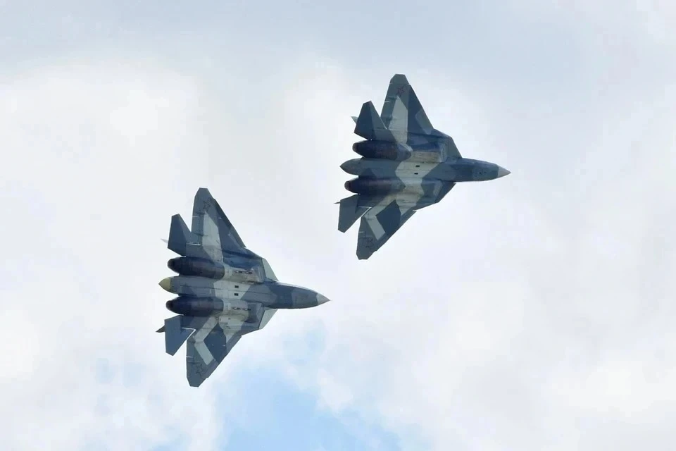 Российские истребители сбили украинский самолет Су-24 в ДНР