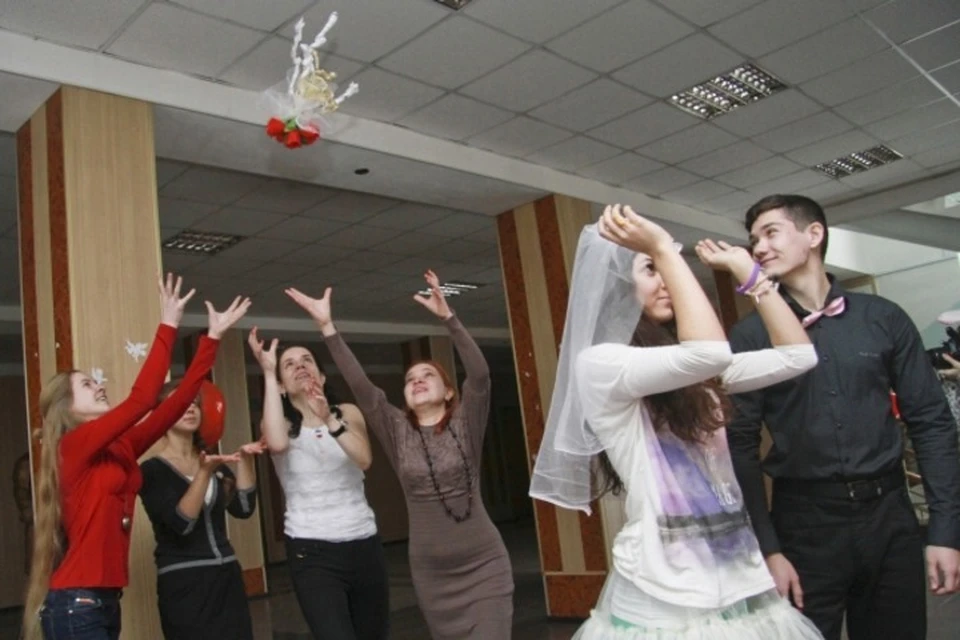 В Ставропольском крае нынешней зимой сыграли 2700 свадеб, 600 из которых в Ставрополе.