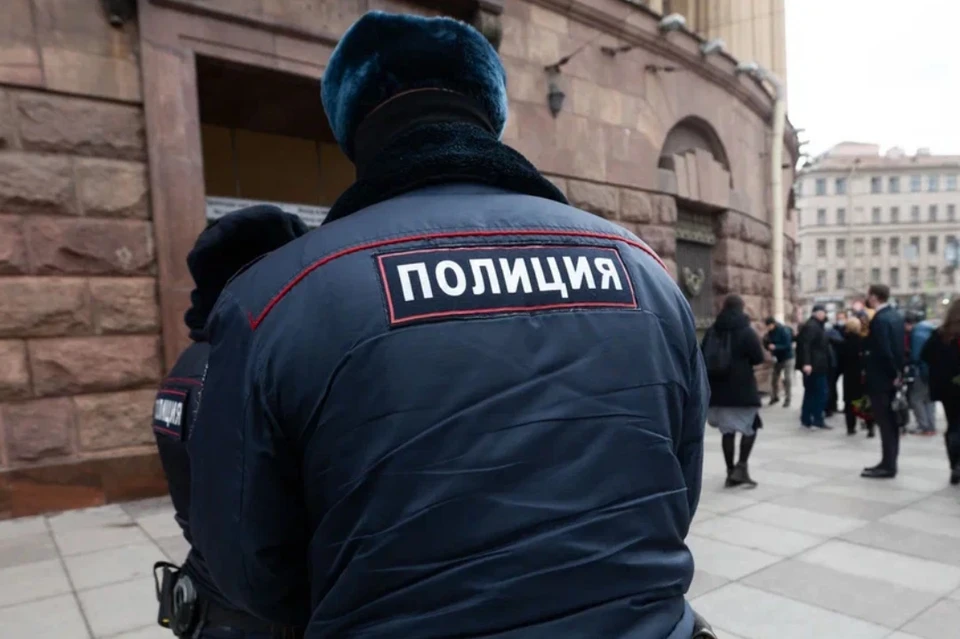 Наркокурьершу из Петербурга задержали полицейские из Тюменской области.