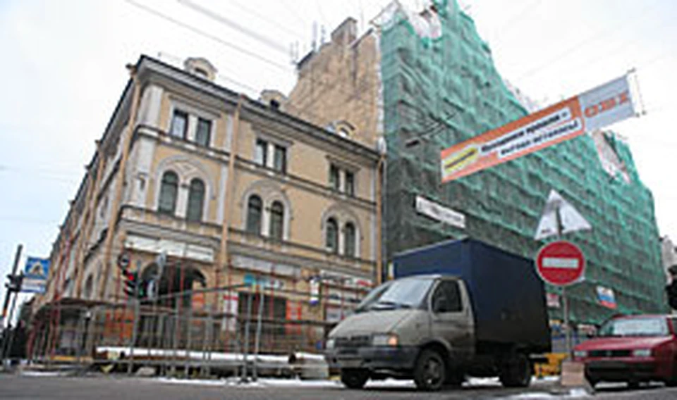 Сегодня Апраксин Двор ужасает своим видом петербуржцев и гостей города.