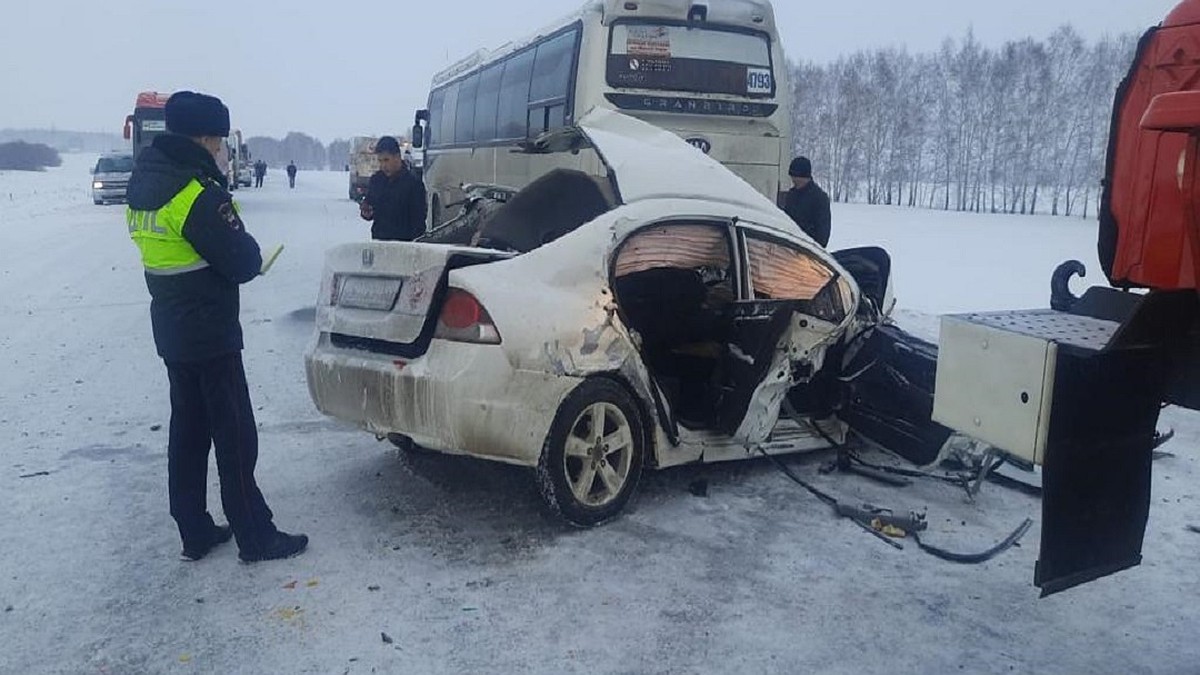 Скорая ехала слишком долго»: родственники 3-летнего мальчика, погибшего в  ДТП на Ордынской трассе, раскрыли подробности трагедии - KP.RU