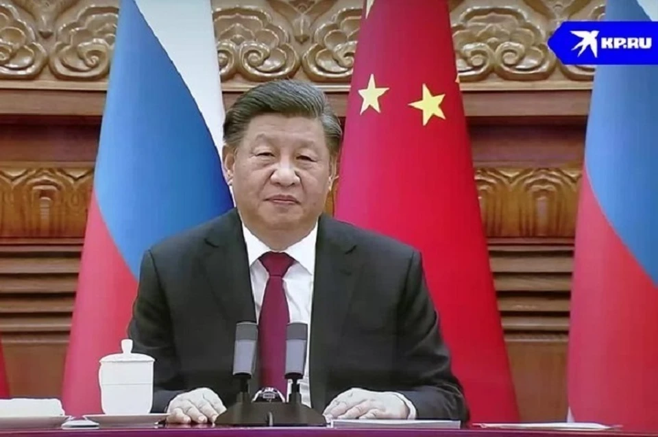 Китайский лидер Си Цзиньпин во время одной из онлайн-встреч с президентом России Владимиром Путиным. Скрин видео / архив "КП"