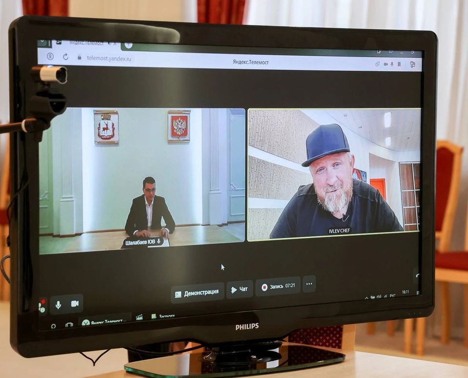 Юрий Шалабаев и шеф-повар Константин Ивлев договорились о проведении гастрофестиваля в Нижнем Новгороде. Фото: t.me/yuriy_shalabaev