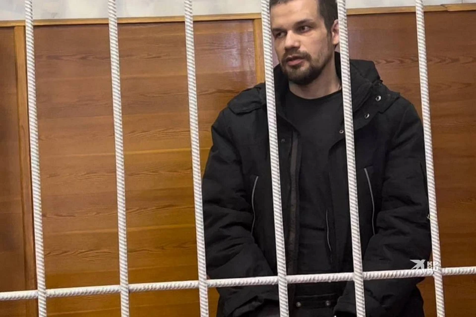 В 2019 году Денис Сабуров расстрелял семью старшего брата из-за квартиры матери