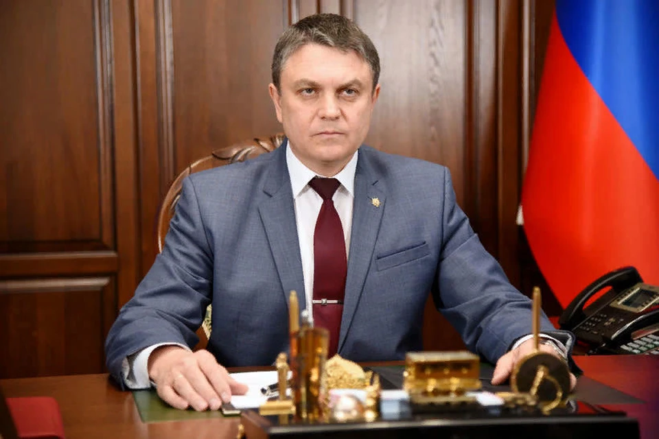 Леонид Пасечник подписал два важнейших для жителей Луганской Народной Республики закона. Фото: пресс-служба Главы ЛНР