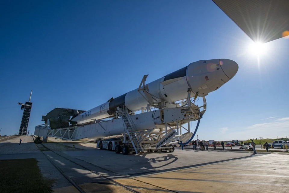 Корабль Cargo Dragon с грузами стартовал к МКС с космодрома на мысе Канаверал