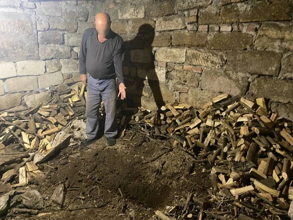 Мужчина сам указал на место, где закопал тело. Фото: ГСУ СКР по Крыму и Севастополю