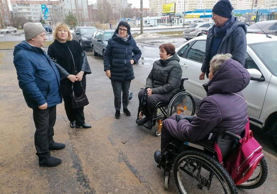 Встречи инвалидов-колясочников с главврачом Псковской городской поликлиники Галиной Невалённой