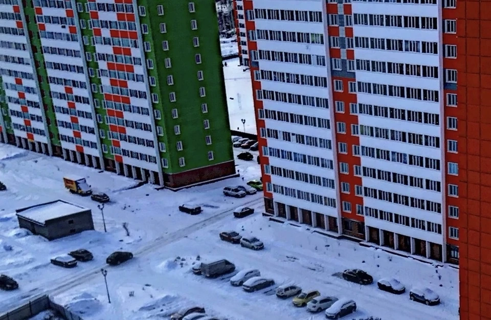 Нападение таксы произошло во дворе этого жилого комплекса. Фото: VK/Volga Life