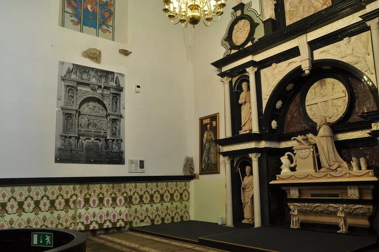 Сокровища и тайны Кафедрального собора в Калининграде: что сейчас в княжеском склепе и откуда появились медведи