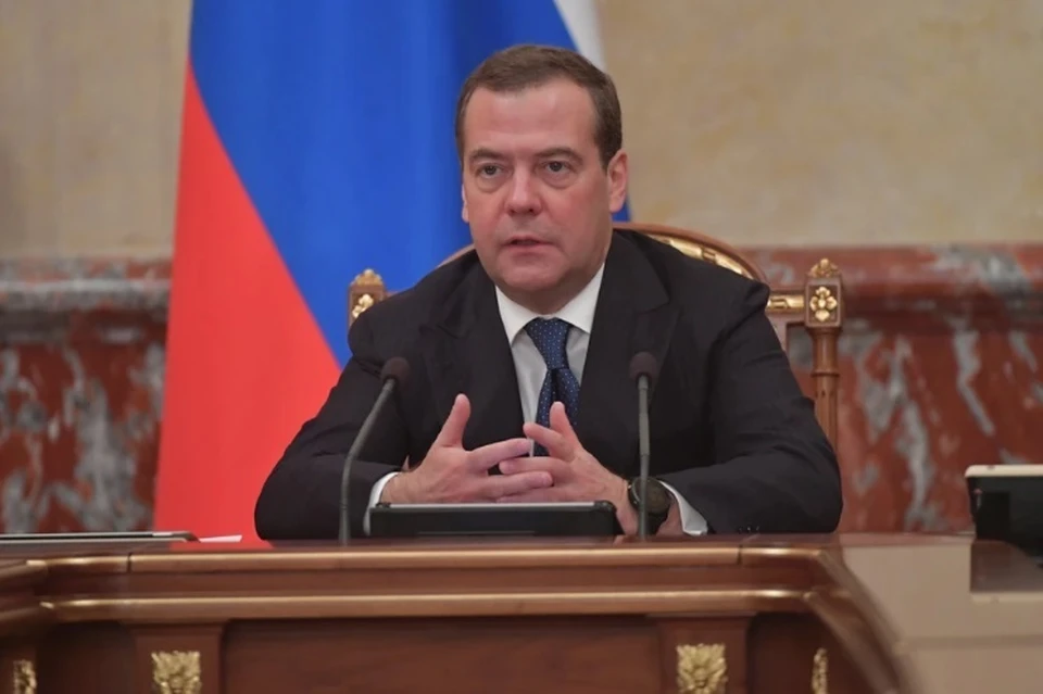 Медведев высмеял "ордеры на арест" Путина и Львовой-Беловой