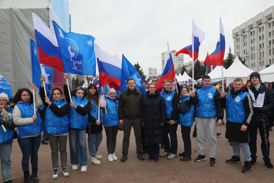 В Самаре прошли торжественные мероприятия в честь воссоединения России и Крыма. Фото: мэрия Самары