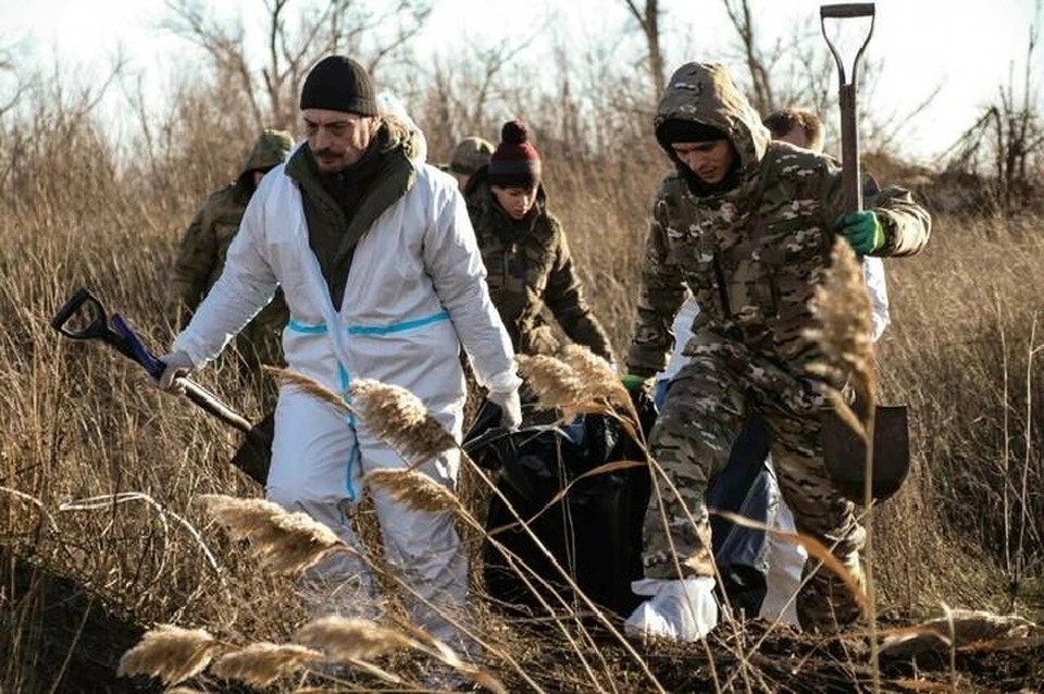 Установлены личности всех шестерых бойцов Народной милиции ЛНР, поднятых полевой командой в районе поселка Боровское. Фото: НЗНП «Не забудем! Не простим!»