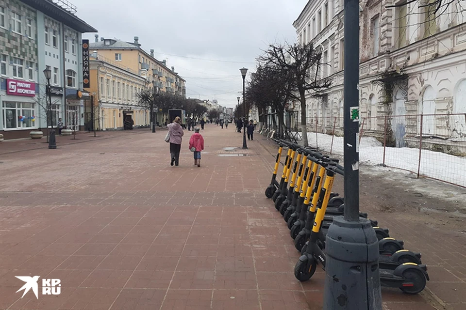 В Твери заработал шеринг электросамокатов