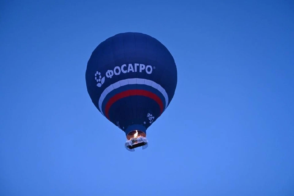 Воздушный шар с Федором Конюховым и Иваном Меняйло на борту прошел территорию ЯНАО. Фото: ПАО «ФосАгро»