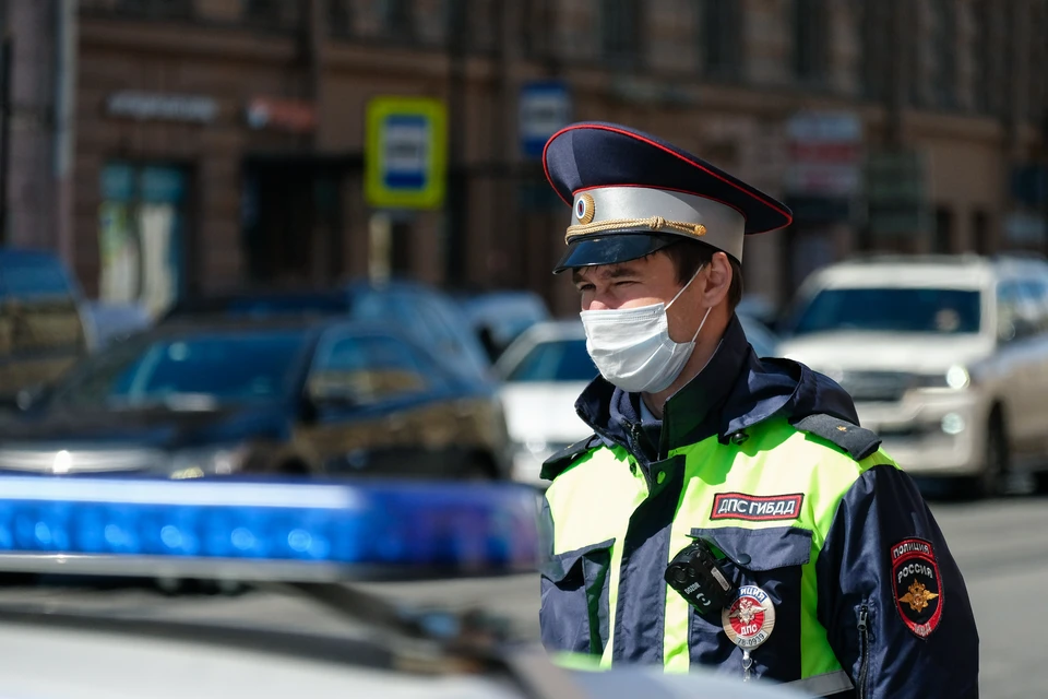 Причины задержания и другие обстоятельства пока неизвестны.