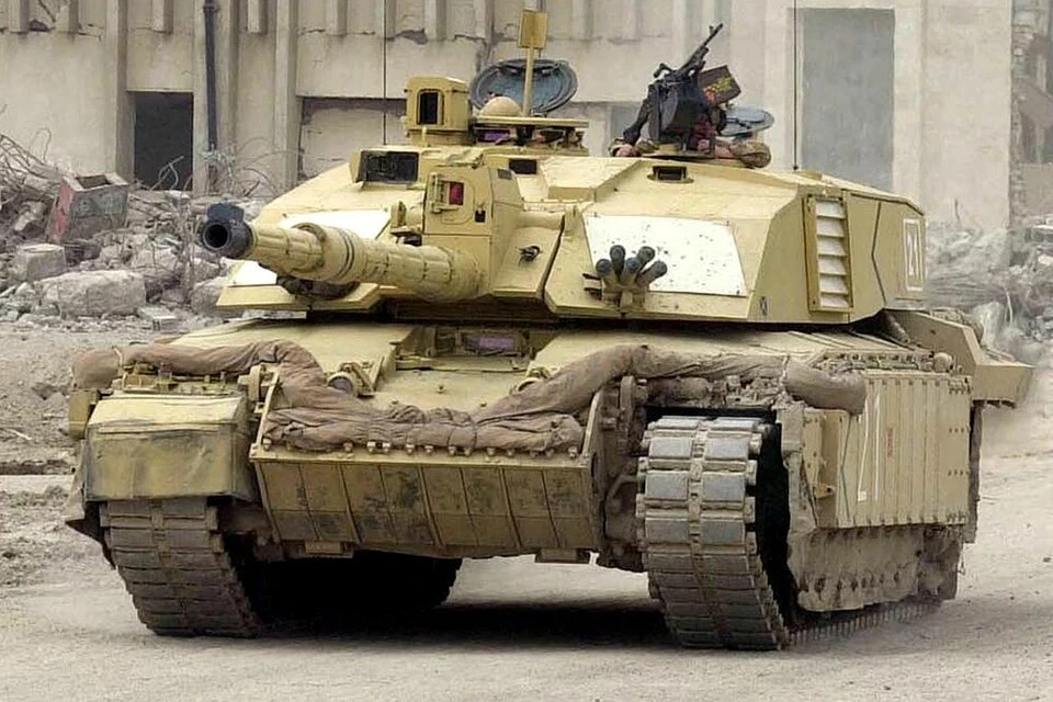 Украинские танкисты завершили обучение на танках Challenger 2 в Британии
