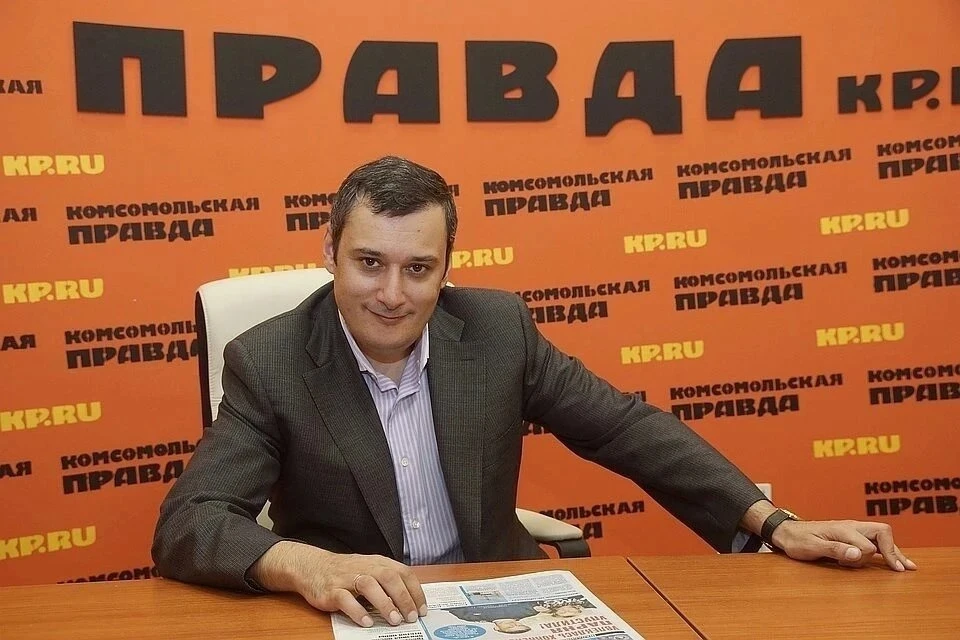Александр Хинштейн