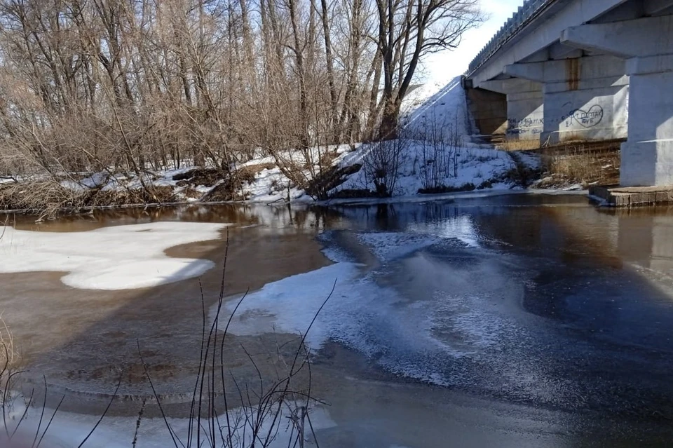 В Оренбуржье ежедневно меняется уровень воды на реках.