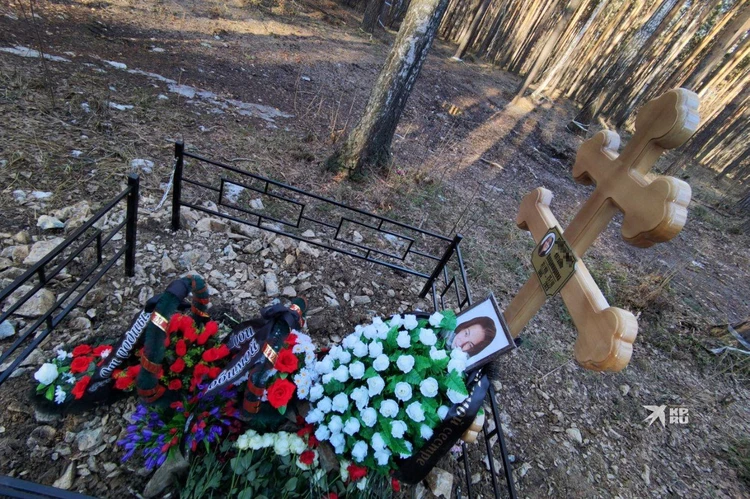 Мать, убившую в Екатеринбурге двоих сыновей, похоронили отдельно от детей