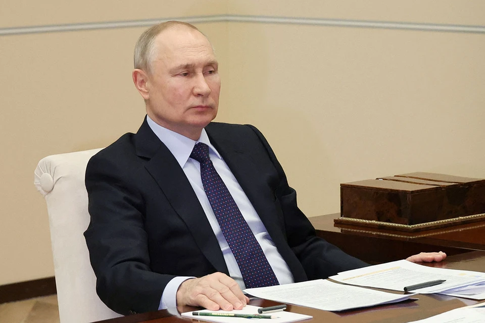 Безработица в России находится на исторически минимальном уровне, отметил глава государства