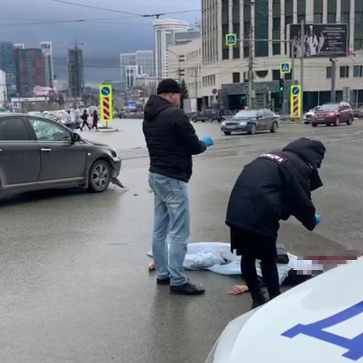 Фото и видео смертельного ДТП на Серебренниковской в Новосибирске появились  в соцсетях - KP.RU