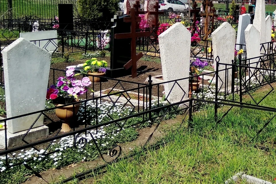 16 апреля липчане смогут добраться до кладбищ на автобусах до трех часов дня