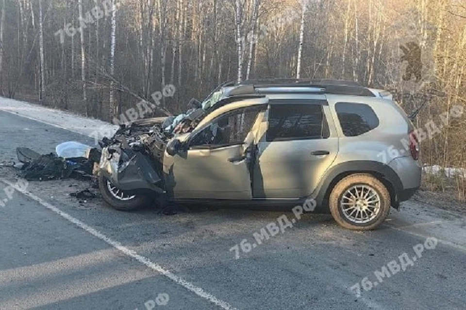 В Ярославском район столкнулись автомобили.