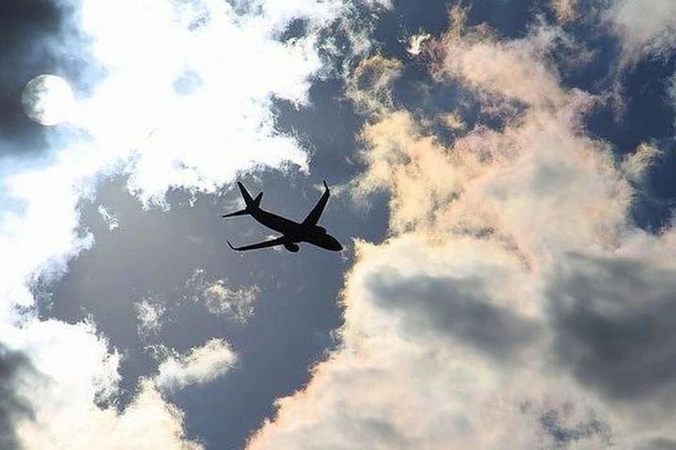 Самолет из Новосибирска в Ноябрьск задержали почти на сутки.