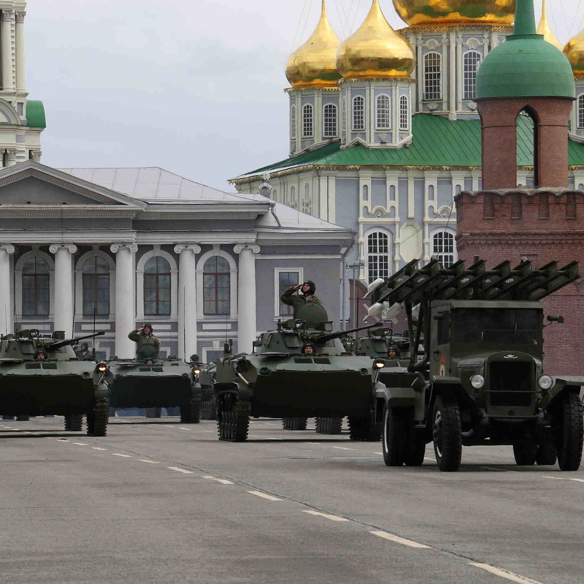 На День Победы в Туле пройдет традиционный парад военной техники - KP.RU