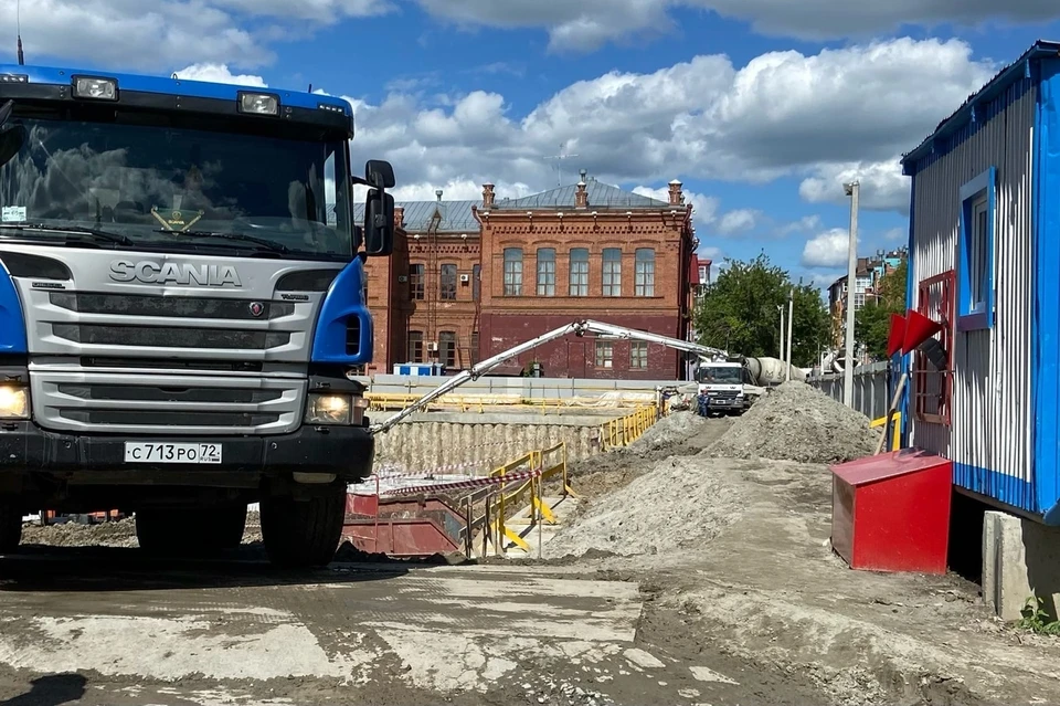 Покупатель должен выплатить задаток на сумму почти 20 миллионов рублей.
