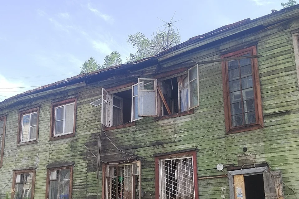 Двухэтажный дом на улице Гоголя загорелся в Хабаровске 18 мая