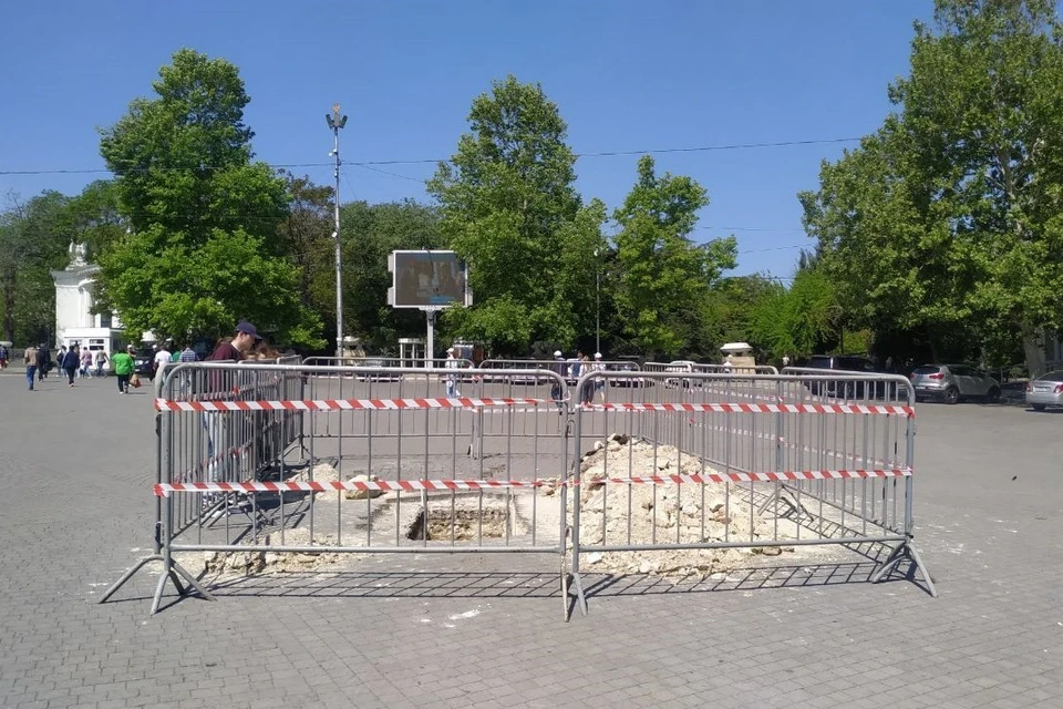Место работ на площади Нахимова
