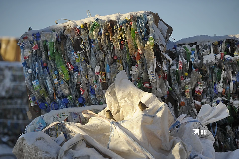 Пластик отправляют на Широкореченский полигон