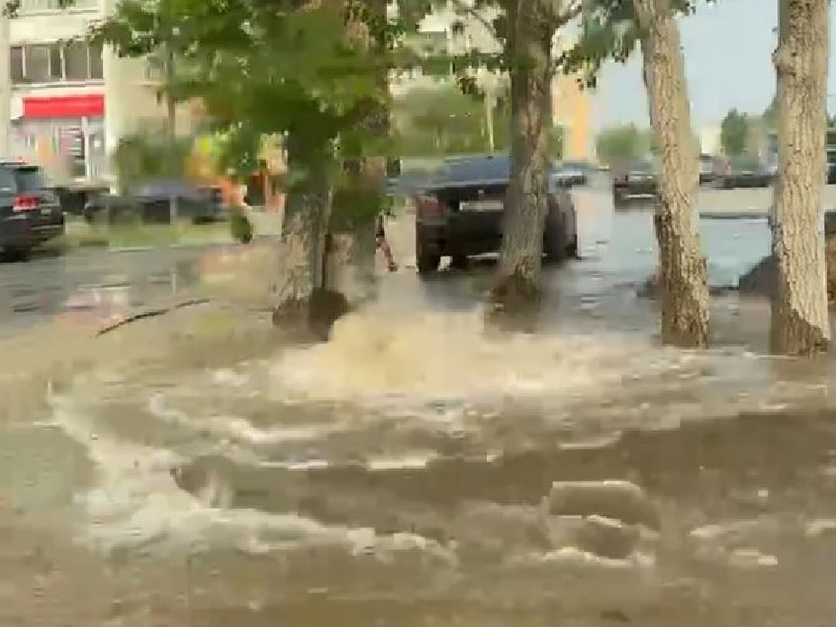 В Челябинске без воды остались 20 жилых домов из-за крупной коммунальной  аварии - KP.RU