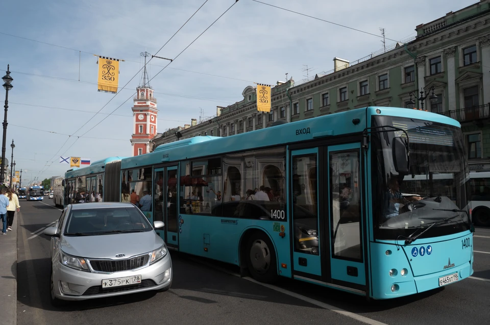 Движение транспорта изменится в Петербурге в День города