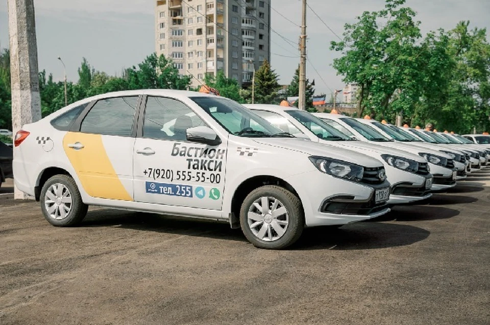 Новый таксопарк позволит увеличить количество рабочих мест в городе. Фото: ТГ/Моргун