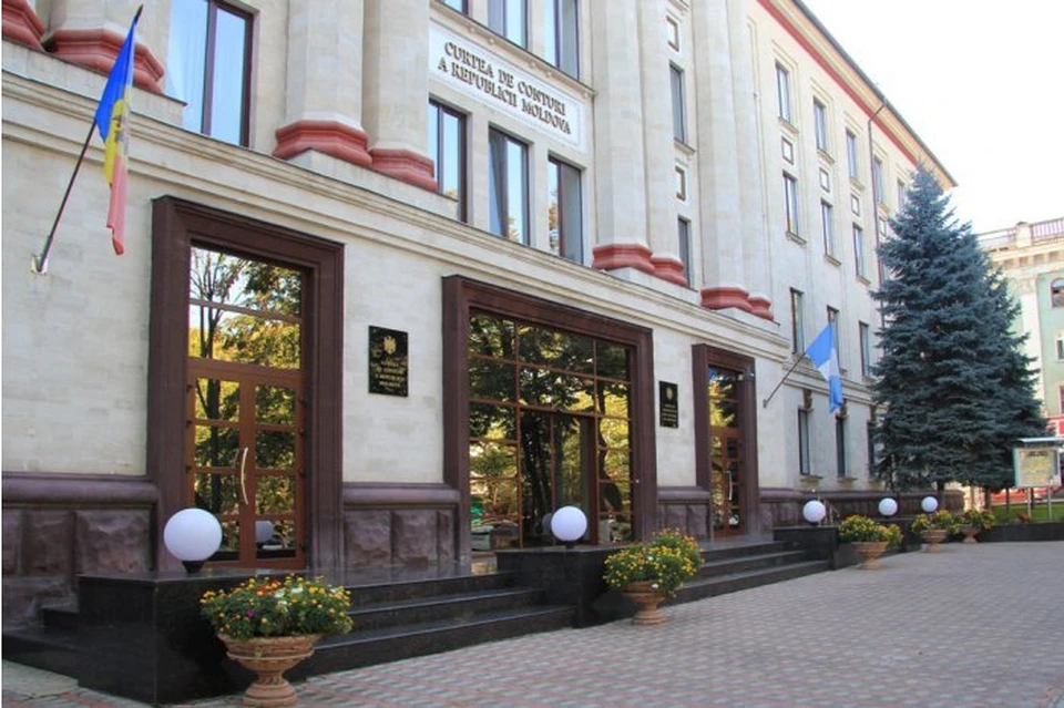 Скандал в Счетной палате Молдовы не утихает.