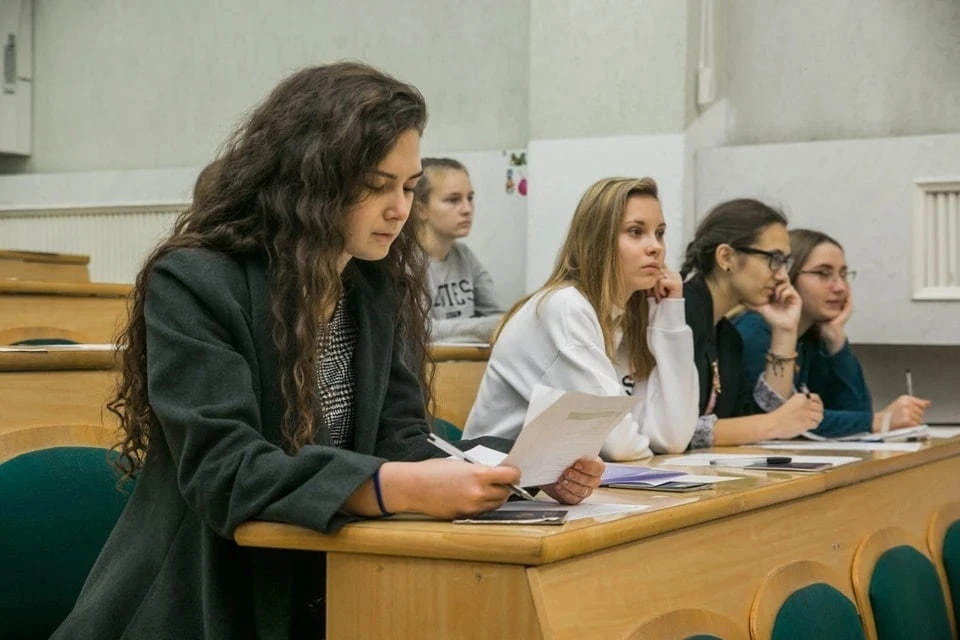 Студентов вузов новых российских регионов будут поддерживать стипендиями