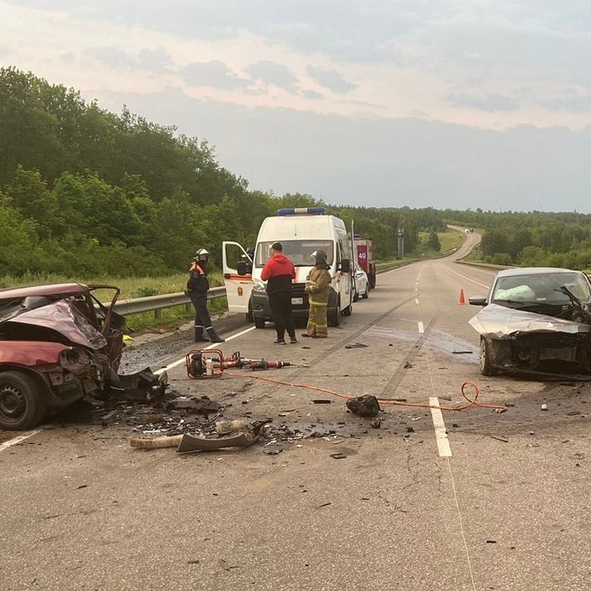 52-летний водитель «Дэу» погиб в ДТП со «Шкодой» на трассе Липецк – Данков  - KP.RU