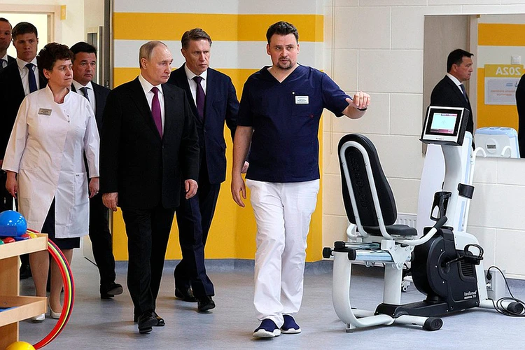 Путин посетил реабилитационный центр в Подольске