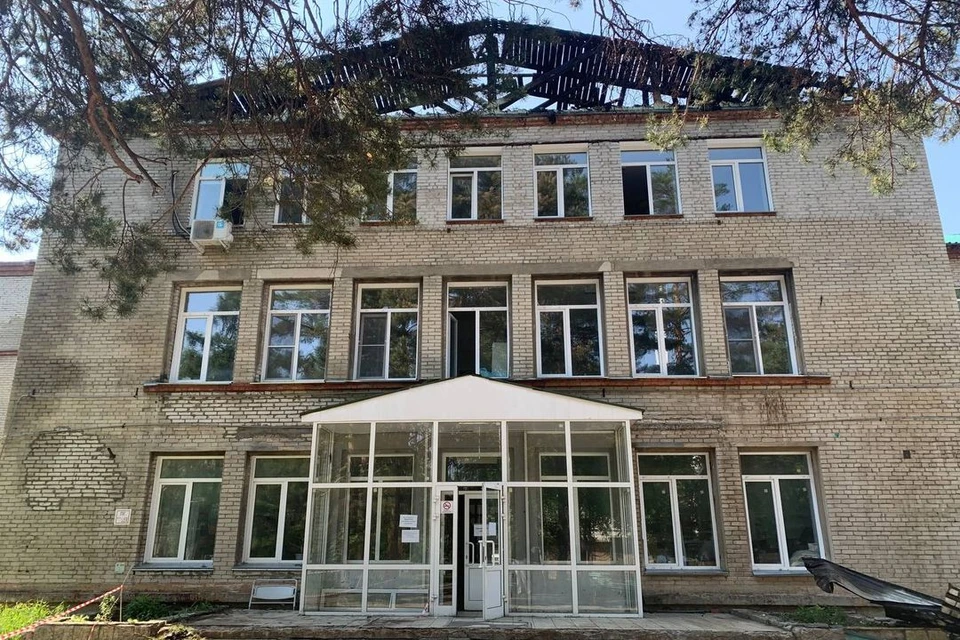 Центральная клиническая больница Академгородка будет полностью восстановлена после пожара в конце июня. Фото: Правительство НСО