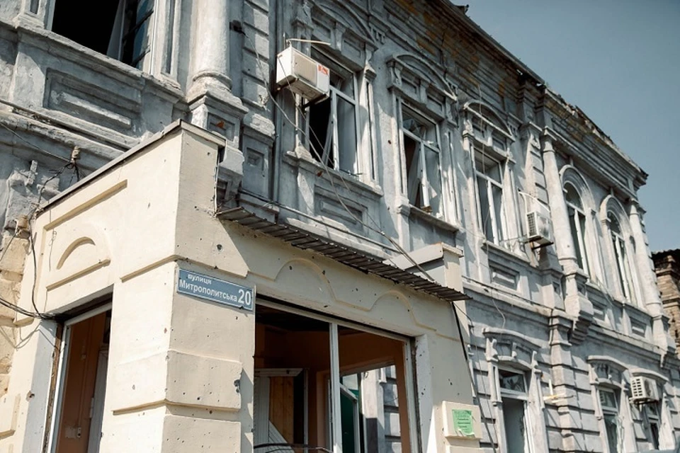 В Мариуполе восстановят бывшее административное здание. Фото: ТГ/ Олег Моргун